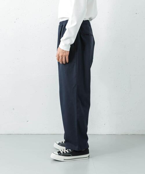 URBAN RESEARCH（アーバンリサーチ）の「Wide Dad　DAD EASY WIDE PANTS（その他パンツ・メンズ・チャコールグレー/ネイビー・1/2）」の10枚目の写真