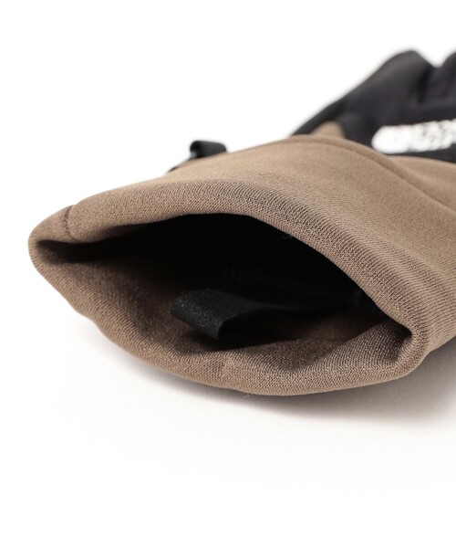BEAMS BOY(ビームスボーイ)の「THE NORTH FACE / イーチップ グローブ(手袋・レディース・ブラック/オリーブ・SMALL)」の7枚目の写真