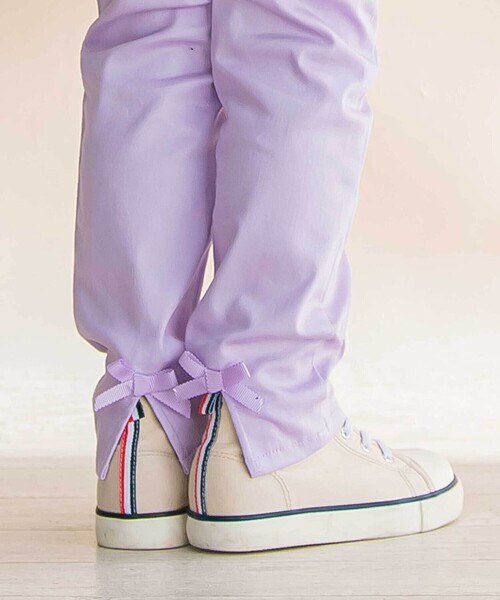 Noeil aime BeBe（ノイユエイムベベ）の「リボン付きストレッチツイルスリムパンツ（その他パンツ・キッズ・ネイビー/パープル・110cm/90cm/100cm/120cm/130cm）」の17枚目の写真