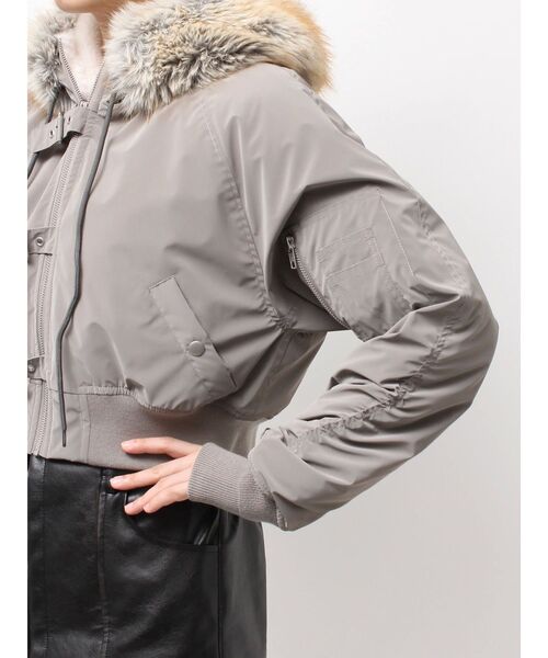 GYDA（ジェイダ）の「VOLUME ECO FURベルトショートブルゾン（ブルゾン・レディース・グレー/ブラック・FREE）」の15枚目の写真