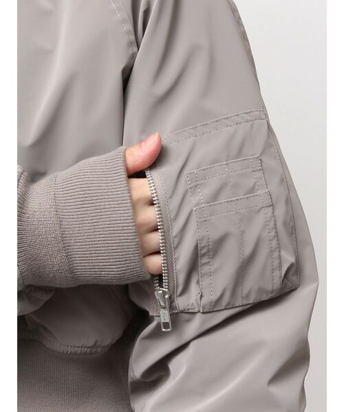 GYDA（ジェイダ）の「VOLUME ECO FURベルトショートブルゾン（ブルゾン・レディース・グレー/ブラック・FREE）」の16枚目の写真