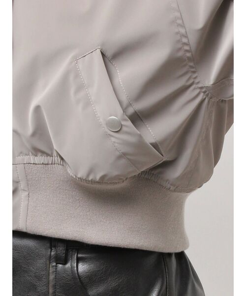 GYDA（ジェイダ）の「VOLUME ECO FURベルトショートブルゾン（ブルゾン・レディース・グレー/ブラック・FREE）」の19枚目の写真