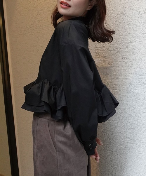 CORNERS(コーナーズ)の「ブロードフリルヘムブラウス(シャツ/ブラウス・レディース・ホワイト/ブラック/グレー/ブラウン・M)」の6枚目の写真