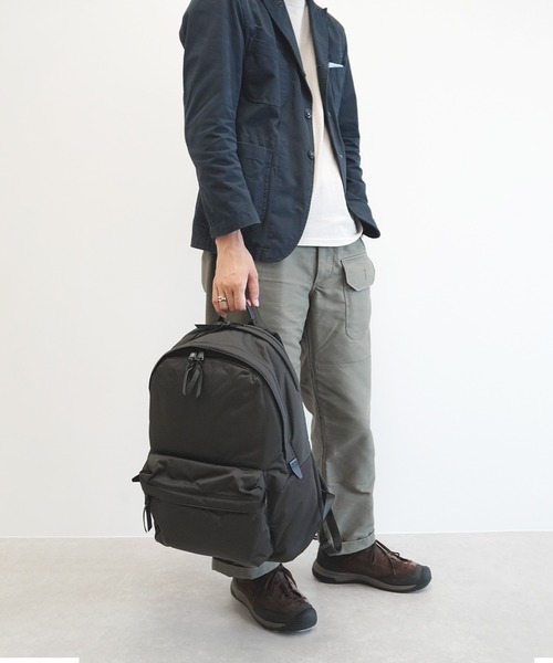UNTRACK(アントラック)の「アントラック リュックサック CITY DS B4サイズ収納可能 15.6inchPC収納 26L 2気室 60396(バックパック/リュック・メンズ・ブラック/グレー・FREE)」の10枚目の写真
