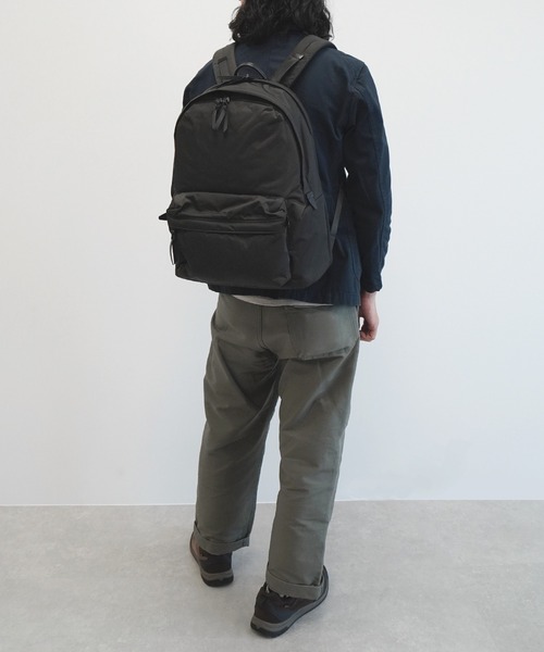 UNTRACK(アントラック)の「アントラック リュックサック CITY DS B4サイズ収納可能 15.6inchPC収納 26L 2気室 60396(バックパック/リュック・メンズ・ブラック/グレー・FREE)」の11枚目の写真