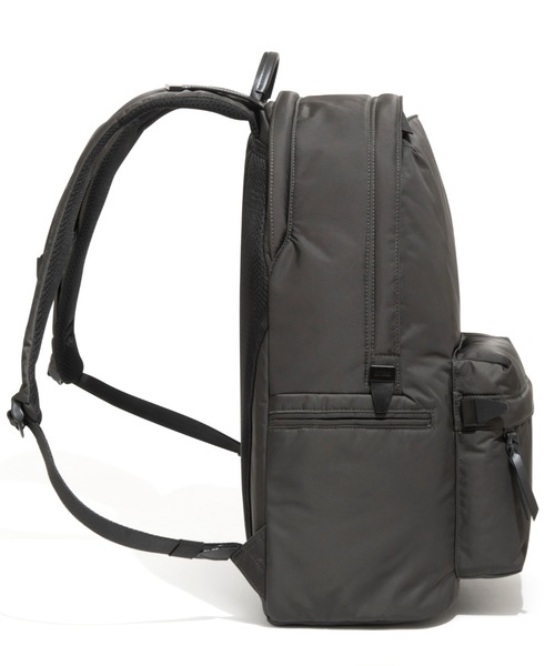 UNTRACK(アントラック)の「アントラック リュックサック CITY DS B4サイズ収納可能 15.6inchPC収納 26L 2気室 60396(バックパック/リュック・メンズ・ブラック/グレー・FREE)」の15枚目の写真