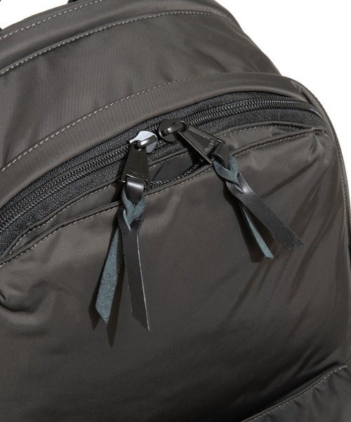 UNTRACK(アントラック)の「アントラック リュックサック CITY DS B4サイズ収納可能 15.6inchPC収納 26L 2気室 60396(バックパック/リュック・メンズ・ブラック/グレー・FREE)」の21枚目の写真