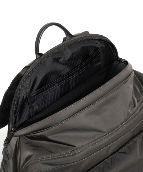 UNTRACK(アントラック)の「アントラック リュックサック CITY DS B4サイズ収納可能 15.6inchPC収納 26L 2気室 60396(バックパック/リュック・メンズ・ブラック/グレー・FREE)」の3枚目の写真