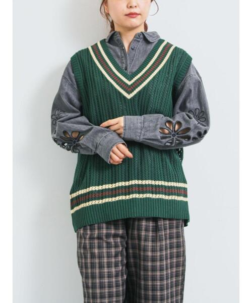 SM2(エスエムツー)の「くり抜きフラワー刺繍シャツ(シャツ/ブラウス・レディース・ブラック/ブルー/カーキ・F)」の17枚目の写真