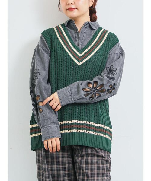 SM2(エスエムツー)の「くり抜きフラワー刺繍シャツ(シャツ/ブラウス・レディース・ブラック/ブルー/カーキ・F)」の18枚目の写真