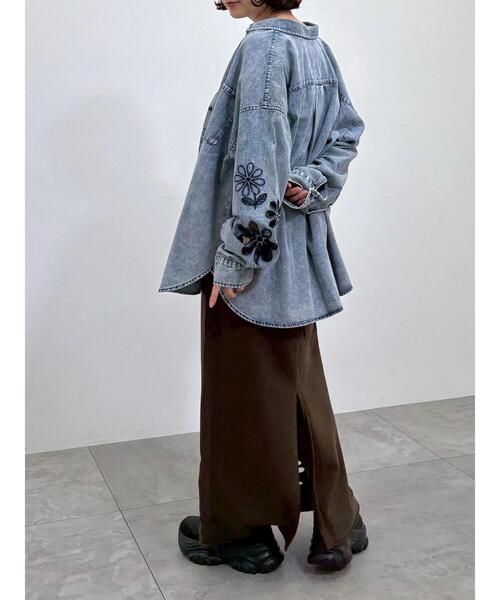 SM2(エスエムツー)の「くり抜きフラワー刺繍シャツ(シャツ/ブラウス・レディース・ブラック/ブルー/カーキ・F)」の21枚目の写真