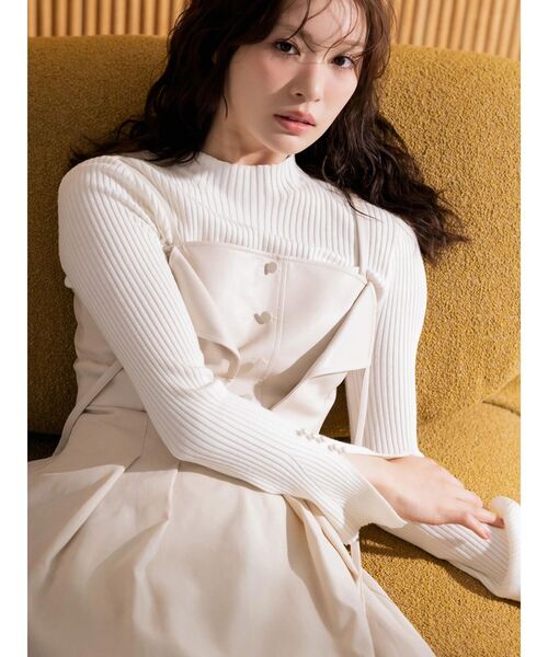 MERCURYDUO（マーキュリーデュオ）の「フレアスリーブハイネックリブニット（ニット/セーター・レディース・ラベンダー/ベージュ/ブラック/ライトブルー/オフホワイト・FREE）」の2枚目の写真