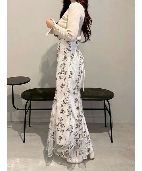 MERCURYDUO（マーキュリーデュオ）の「フレアスリーブハイネックリブニット（ニット/セーター・レディース・ラベンダー/ベージュ/ブラック/ライトブルー/オフホワイト・FREE）」の15枚目の写真