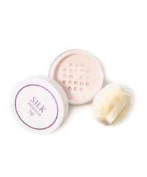 BACKYARD FAMILY（バックヤードファミリー）の「SILK POWDER シルクパウダー（ファンデーション）」