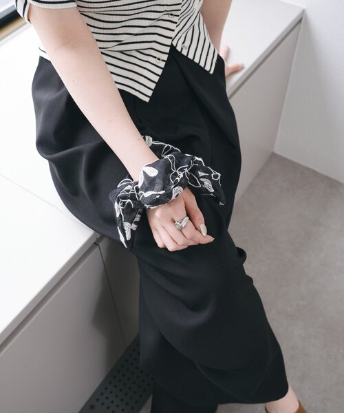 Kastane（カスタネ）の「【fiw.】スクエア花柄レースシュシュ（シュシュ・レディース・ブラック/アイボリー・FREE）」の8枚目の写真