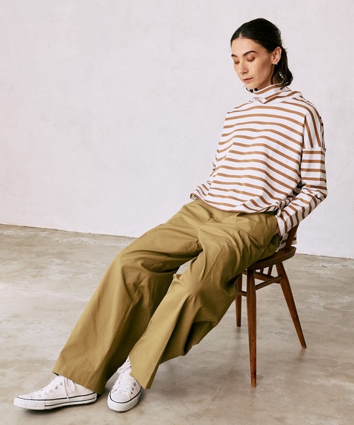 LA MARINE FRANCAISE（マリン フランセーズ）の「バスク天竺オフタートルプルオーバー（Tシャツ/カットソー・レディース・キャメル/グリーン/ブラック・FREE）」の5枚目の写真