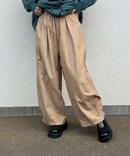 CRB（シーアールビー）の「ツイルイージーパンツ（その他パンツ・レディース・チャコールグレー/ブラック/カーキ/ベージュ・F）」の4枚目の写真
