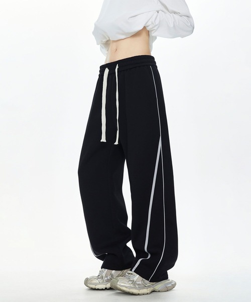 aimoha(アイモハ)の「ルーズフィット スウェットパンツ/loose fit sweatpants(スウェットパンツ・メンズ・ブラック/ライトグレー・LARGE/MEDIUM/X-LARGE)」の8枚目の写真