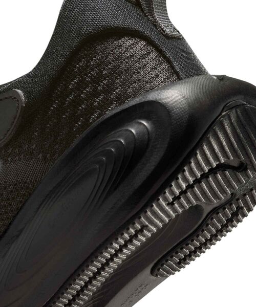 NIKE（ナイキ）の「ナイキ ステラ ライド リトルキッズシューズ / Nike Stellar Ride Little Kids' Shoes HQ3267-002 Black（スニーカー・キッズ・ブラック・22/21.5/19.5/20.5/20/19/18.5/18/17.5/17/16.5/21）」の8枚目の写真