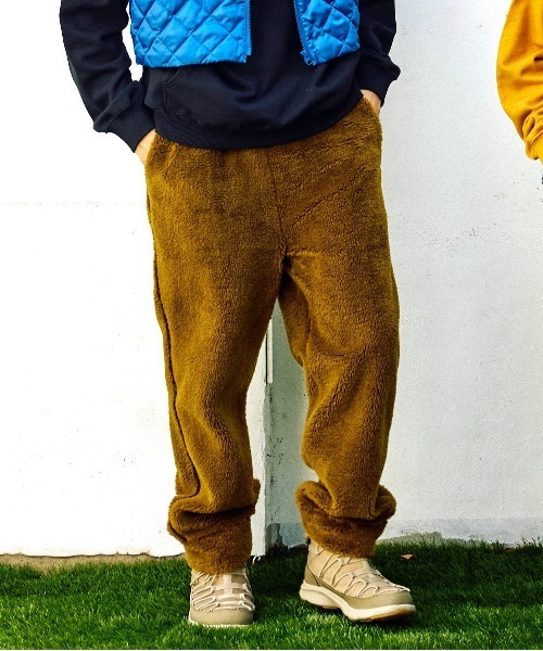 go slow caravan(ゴースローキャラバン)の「ファー ジョガーパンツ(その他パンツ・メンズ・ブラウン/ブラック・LARGE/MEDIUM)」の1枚目の写真