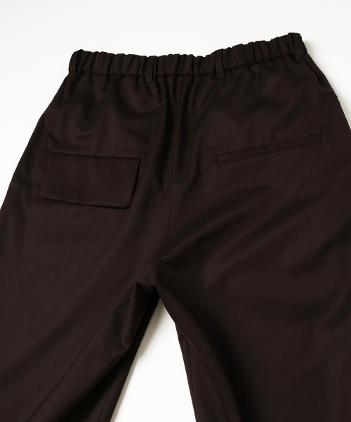 Dulcamara（ドゥルカマラ）の「よそいきイージースラックス（スラックス・メンズ・ダークブラウン/チャコールグレー/ブラック・0/1/2）」の15枚目の写真