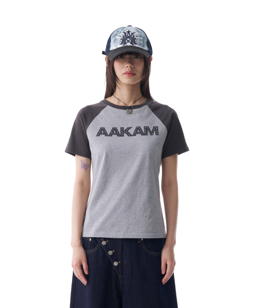 AAKAM(アーカム)の「AKM Rhinestone Raglan Half Top (Gray)(Tシャツ/カットソー・レディース・その他・1/2)」の2枚目の写真