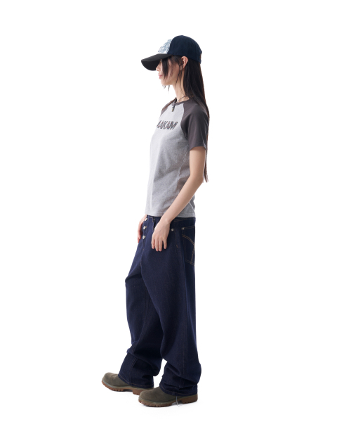 AAKAM(アーカム)の「AKM Rhinestone Raglan Half Top (Gray)(Tシャツ/カットソー・レディース・その他・1/2)」の5枚目の写真