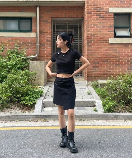 セール】Layered chiton mini skirt BLACK（スカート）｜Miseki SEOUL