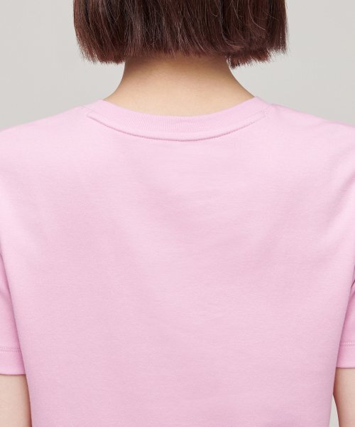 MUSINSA STANDARD WOMAN（ムシンサスタンダードウーマン）の「ウィメンズクルーネッククロップTシャツ[ピンク]（Tシャツ/カットソー・レディース・その他・SMALL/MEDIUM/X-SMALL）」の4枚目の写真