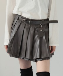 ベルト付きフェイクレザープリーツミニスカート