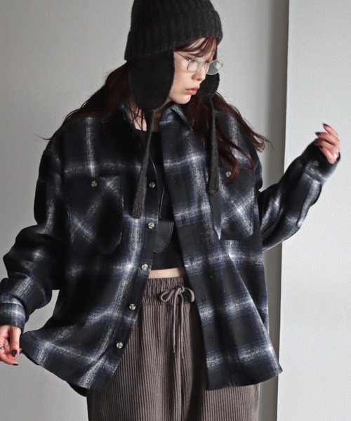 COURO（コウロ）の「ネルオンブレチェックシャツ（シャツ/ブラウス・レディース・ネイビー/ベージュ/レッド・M/L/XL）」の2枚目の写真