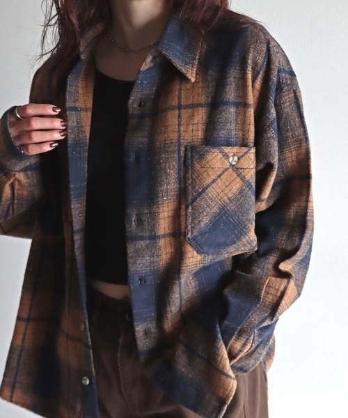 COURO（コウロ）の「ネルオンブレチェックシャツ（シャツ/ブラウス・レディース・ネイビー/ベージュ/レッド・M/L/XL）」の5枚目の写真