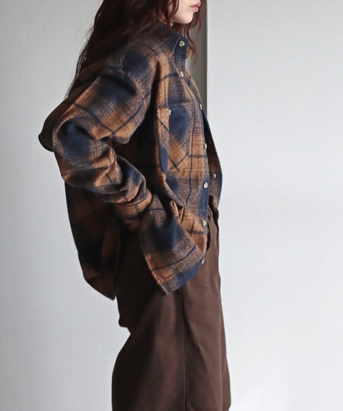 COURO（コウロ）の「ネルオンブレチェックシャツ（シャツ/ブラウス・レディース・ネイビー/ベージュ/レッド・M/L/XL）」の6枚目の写真