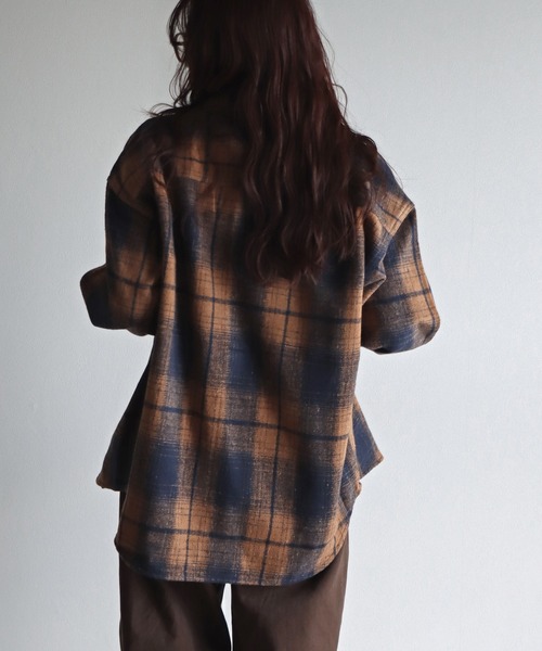 COURO（コウロ）の「ネルオンブレチェックシャツ（シャツ/ブラウス・レディース・ネイビー/ベージュ/レッド・M/L/XL）」の7枚目の写真