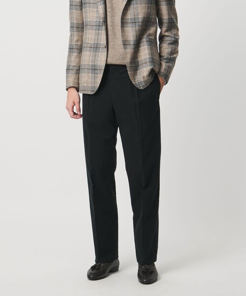 UNITED ARROWS(ユナイテッドアローズ)の「モールスキン 1プリーツ スラックス(スラックス・メンズ・ブラック/ナチュラル・50/48/44/46)」の1枚目の写真