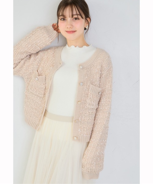 tocco closet（トッコ　クローゼット）の「多種ビジュー釦ミックスニットジャケットライクカーディガン（ノーカラージャケット・レディース・アイボリー/ベージュ・M）」の2枚目の写真