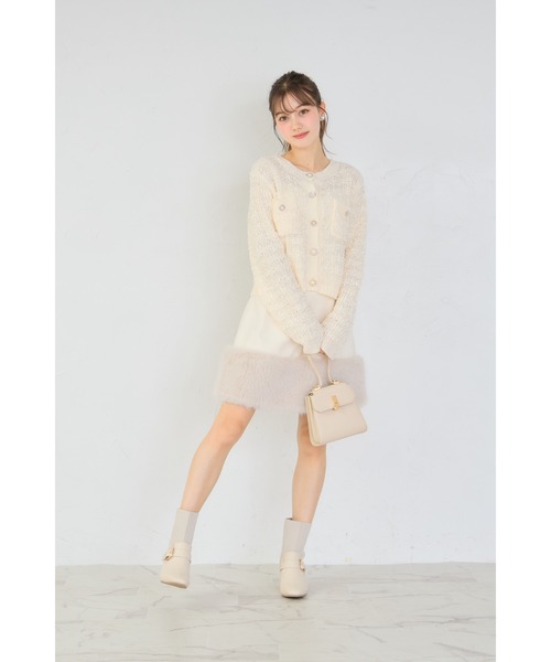 tocco closet（トッコ　クローゼット）の「多種ビジュー釦ミックスニットジャケットライクカーディガン（ノーカラージャケット・レディース・アイボリー/ベージュ・M）」の3枚目の写真