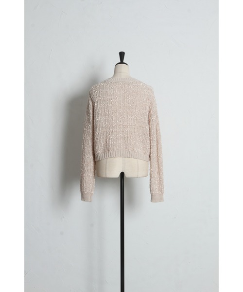 tocco closet（トッコ　クローゼット）の「多種ビジュー釦ミックスニットジャケットライクカーディガン（ノーカラージャケット・レディース・アイボリー/ベージュ・M）」の18枚目の写真