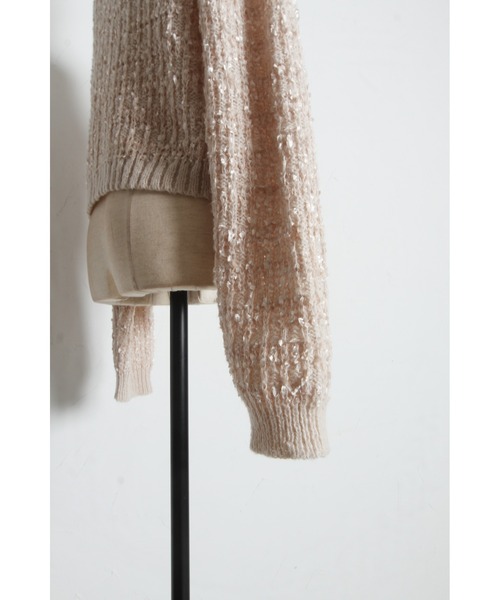 tocco closet（トッコ　クローゼット）の「多種ビジュー釦ミックスニットジャケットライクカーディガン（ノーカラージャケット・レディース・アイボリー/ベージュ・M）」の22枚目の写真