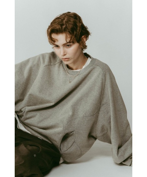 Knuth Marf(クヌースマーフ)の「panelled volume sweatshirt(unisex)(スウェット・レディース・ブラック/グレー・SMALL/MEDIUM)」の17枚目の写真