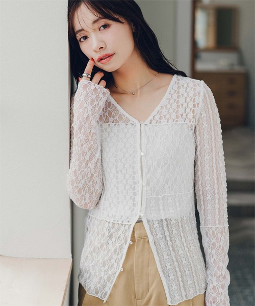 titivate(ティティベイト)の「前後2way切替デザインレーストップス(Tシャツ/カットソー・レディース・オフホワイト/ブラック・S/M/L)」の16枚目の写真