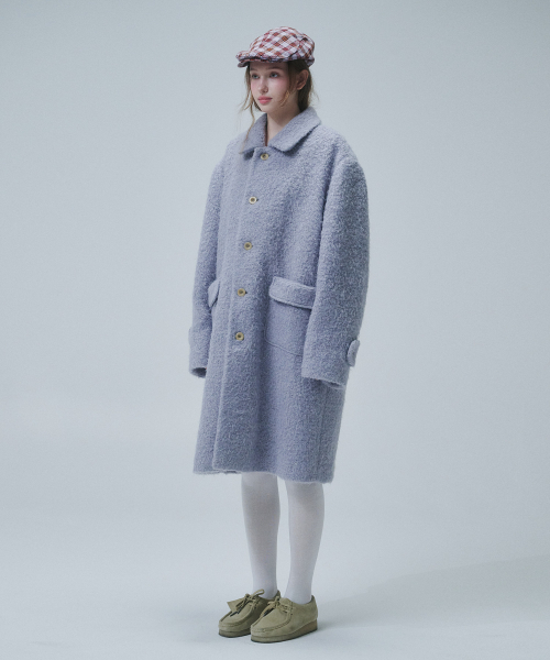 FUN FROM FUN(ファンフロムファン)の「HAIRY OVERFIT COAT, LAVENDER(チェスターコート・レディース・ラベンダー・OS)」の2枚目の写真