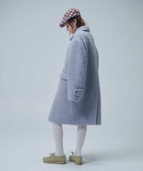 FUN FROM FUN(ファンフロムファン)の「HAIRY OVERFIT COAT, LAVENDER(チェスターコート・レディース・ラベンダー・OS)」の4枚目の写真