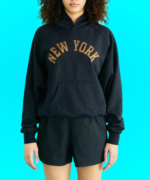 ERER（エルエル）の「Vintage Painted Raglan Hoodie Navy（パーカー・レディース・ネイビー・1/2）」の6枚目の写真