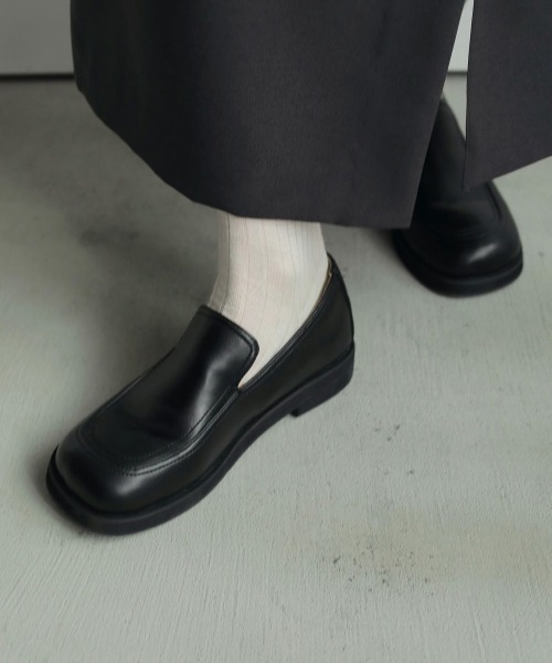 anuke（アンヌーク）の「anuke Ecoleather Loafers（その他シューズ・レディース・ブラック・36/37/38）」の6枚目の写真