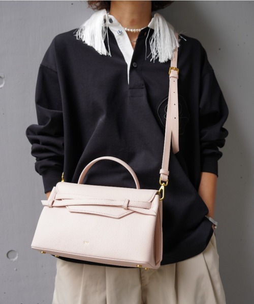 tov(トーヴ)の「TOV(トーヴ) MIMI M(ハンドバッグ・レディース・ベビーピンク/ブラック・F)」の6枚目の写真