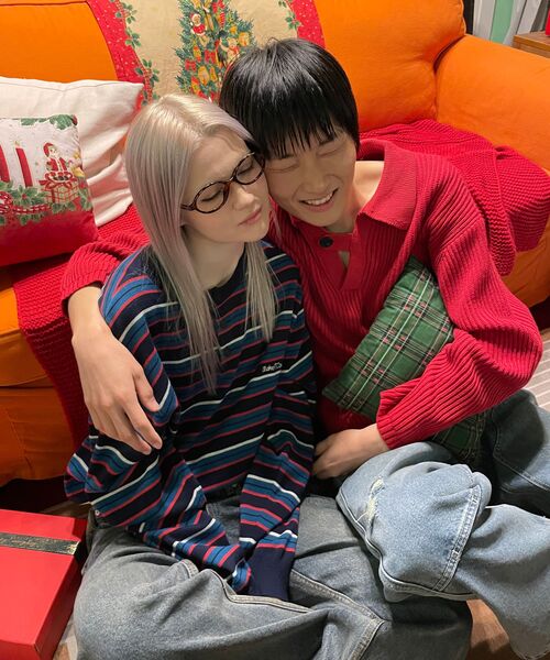 WMC(ダブリューエムシー)の「マルチストライプヘンリーネックニット_NAVY(ニット/セーター・メンズ・ネイビー・MEDIUM/LARGE/X-LARGE)」の16枚目の写真