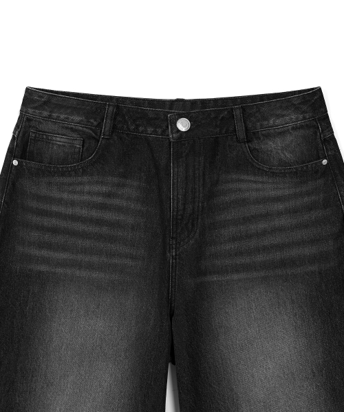 EXCONTAINER(エックスコンテナ)の「ウォッシュドワイドバルーンフィットデニムパンツ (WASHED BLACK)(デニムパンツ・メンズ・その他・LARGE/X-LARGE/SMALL/MEDIUM)」の3枚目の写真
