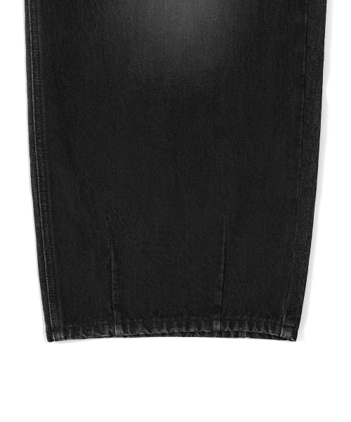 EXCONTAINER(エックスコンテナ)の「ウォッシュドワイドバルーンフィットデニムパンツ (WASHED BLACK)(デニムパンツ・メンズ・その他・LARGE/X-LARGE/SMALL/MEDIUM)」の6枚目の写真