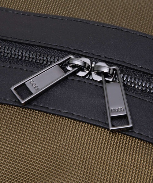 BOSS(ボス)の「BOSS Ray N Soft Holdall ボス レイ ソフト エヌ ホールドール ボストンバッグ(ボストンバッグ・メンズ・グリーン・FREE)」の7枚目の写真